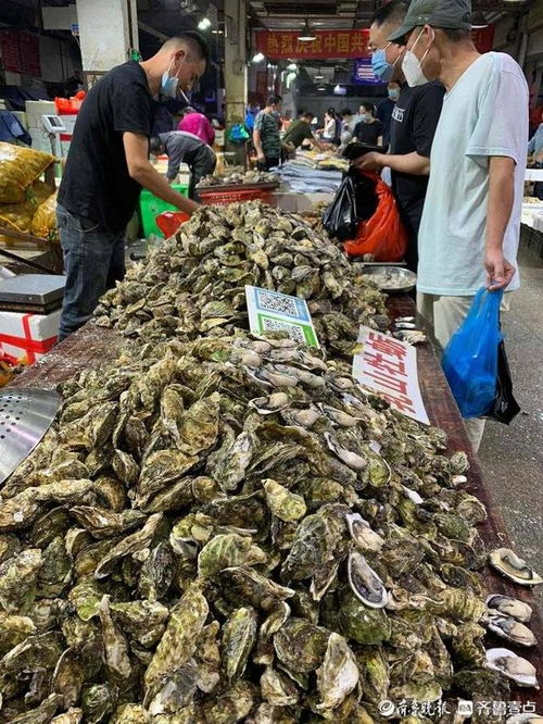 节日里的海鲜市场,济南海鲜市场水产品供应充足购销两旺
