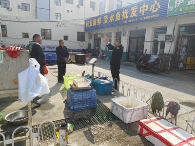 巴彦淖尔市农牧局联合市市场监督管理局开展禁渔期水产销售门店专项执法检查